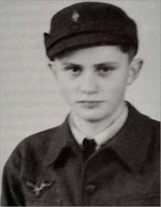 pope_benedikt_proud_hitler_jugend